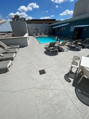 Hospitality - Hotels & Motels
Hospitality - Hotel and Motel
SUNDEK San Antonio
