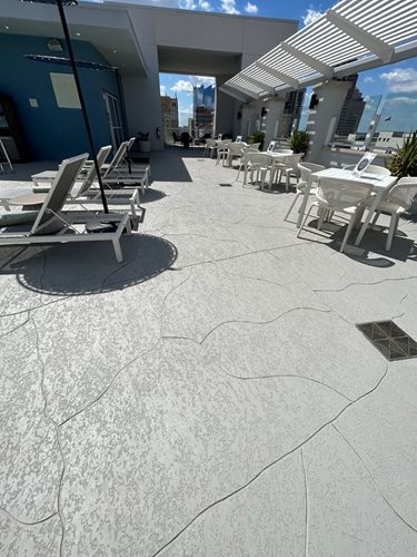 Hospitality - Hotels & Motels
Hospitality - Hotel and Motel
SUNDEK San Antonio
