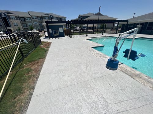 Multi-Family
Multi-Family
SUNDEK San Antonio
