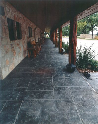 Commercial Walkway In Kerr Tx
Patios & Outdoor Living
SUNDEK San Antonio
